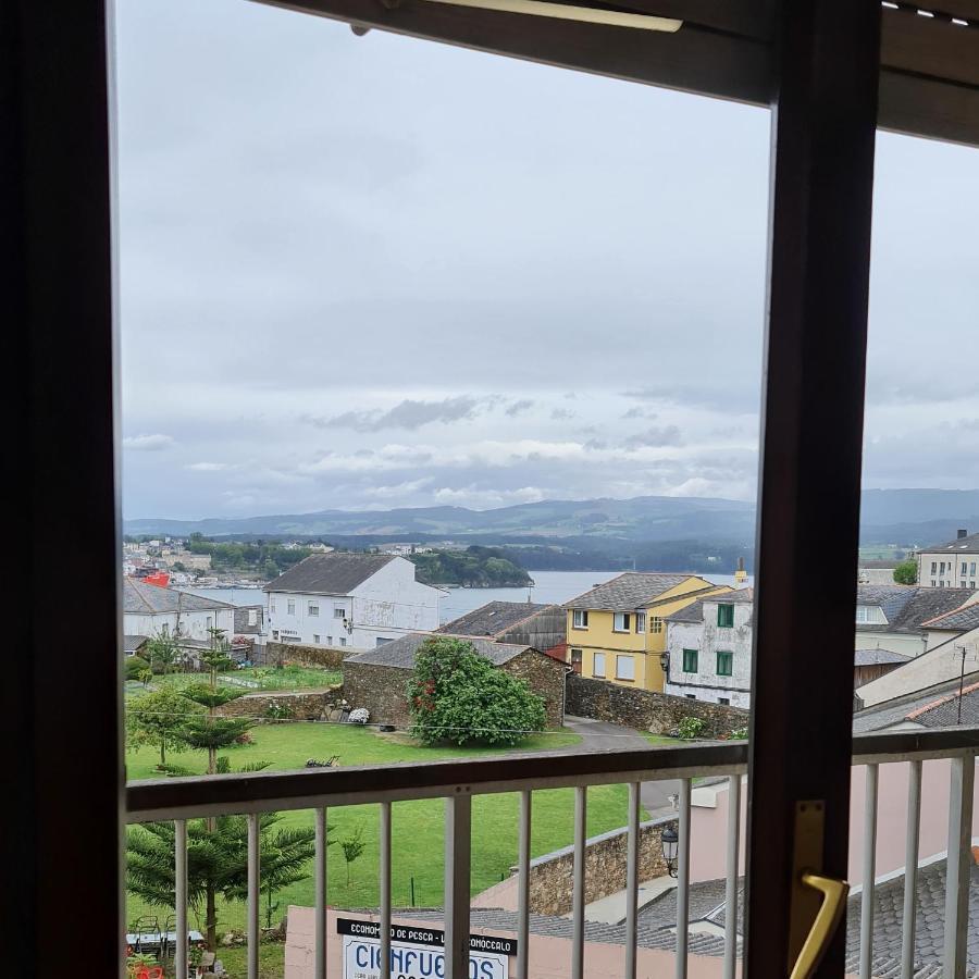 Apartamentos O Cargadeiro 里瓦德奥 外观 照片